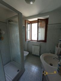 48-beautiful-villa-with-garde-and-terraces-for-sale-abruzzo-colledimezzo