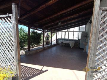 50-beautiful-villa-with-garde-and-terraces-for-sale-abruzzo-colledimezzo