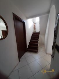 02-renovated-town-house-with-balcony-and-panoramic-view-for-sale-italy-abruzzo-colledimezzo