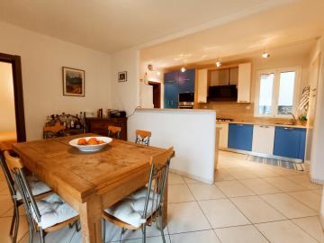 4c-renovated-town-house-with-balcony-and-panoramic-view-for-sale-italy-abruzzo-colledimezzo