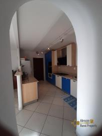 07-renovated-town-house-with-balcony-and-panoramic-view-for-sale-italy-abruzzo-colledimezzo