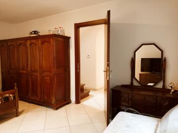 13c-renovated-town-house-with-balcony-and-panoramic-view-for-sale-italy-abruzzo-colledimezzo