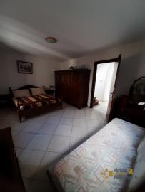14-renovated-town-house-with-balcony-and-panoramic-view-for-sale-italy-abruzzo-colledimezzo