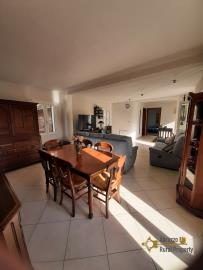 19-renovated-town-house-with-balcony-and-panoramic-view-for-sale-italy-abruzzo-colledimezzo