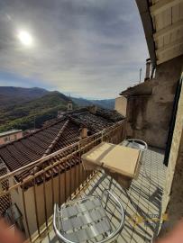 22-renovated-town-house-with-balcony-and-panoramic-view-for-sale-italy-abruzzo-colledimezzo