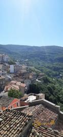 23-renovated-town-house-with-balcony-and-panoramic-view-for-sale-italy-abruzzo-colledimezzo