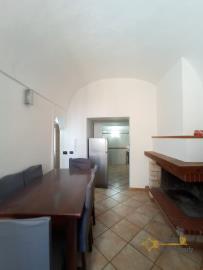 11-perfect-condition-stone-house-with-balcony-near-amenities-for-sale-italy-abruzzo-gissi