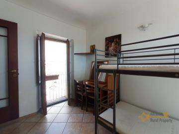 27-perfect-condition-stone-house-with-balcony-near-amenities-for-sale-italy-abruzzo-gissi