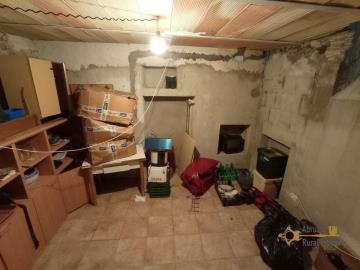32-perfect-condition-stone-house-with-balcony-near-amenities-for-sale-italy-abruzzo-gissi
