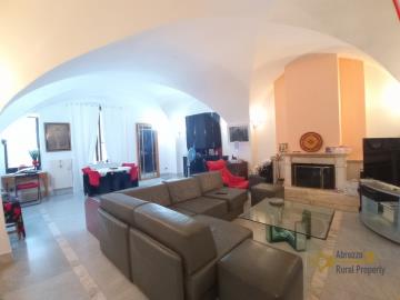 01-Character-stone-house-with-panoramic-roof-terrace-for-sale-Italy-Lanciano