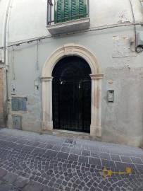 12-Character-stone-house-with-panoramic-roof-terrace-for-sale-Italy-Lanciano