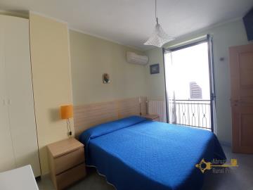 30-Character-stone-house-with-panoramic-roof-terrace-for-sale-Italy-Lanciano