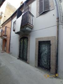 45-Character-stone-house-with-panoramic-roof-terrace-for-sale-Italy-Lanciano