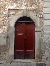 01-2-bedroom-town-house-with-garden-for-sale-Italy-Molise-Agnone