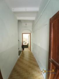 08-2-bedroom-town-house-with-garden-for-sale-Italy-Molise-Agnone