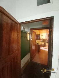 14-2-bedroom-town-house-with-garden-for-sale-Italy-Molise-Agnone