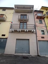 4-Completely-restored-town-house-with-garage-for-sale-Carunchio-Abruzzo-Italy