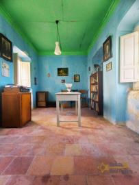 13-Character-town-house-with-garden-for-sale-Fossalto-Molise-Italy