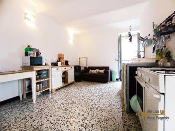 15-Perfect-condition-town-house-with-three-bedrooms-and-panoramic-terrace-for-sale-Tornareccio-Abruzzo