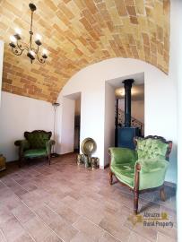 15-Incredible-villa-completely-restored-with-garden-and-terrace-for-sale-Poggiofiorito-Abruzzo-Italy