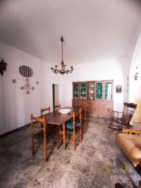 12-Beautiful-historic-apartment-for-sale-in-Palata-Molise-Italy
