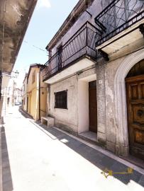 4-Large-tow-house-with-terrace-near-the-coast-for-sale-Abruzzo-italy