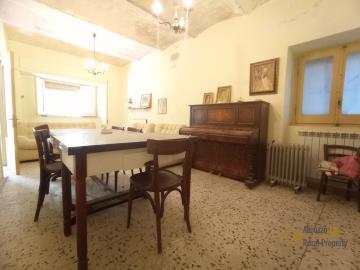 10-Large-tow-house-with-terrace-near-the-coast-for-sale-Abruzzo-italy