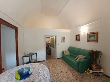 09-stone-house-with-panoramic-view-for-sale-abruzzo-carpineto