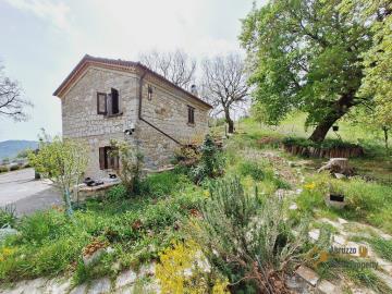 1-Completely-restored-stone-house-for-sale-Italy-Celenza-sul-Trigno