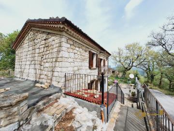 8-Completely-restored-stone-house-for-sale-Italy-Celenza-sul-Trigno