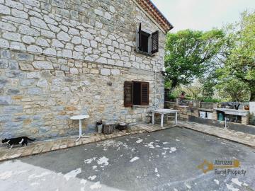 10-Completely-restored-stone-house-for-sale-Italy-Celenza-sul-Trigno