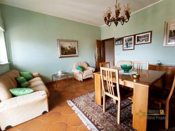 13-Perfect-condition-town-house-with-garden-for-sale-italy-abruzzo-castiglione-messer-marino