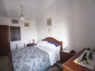 10Cosy-two--bedroom-town-house-composed-by-two-units-for-sale-Italy-Torrebruna
