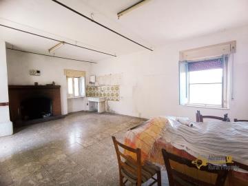 10-Panoramic-country-town-house-with-land-for-sale-Italy-Palmoli