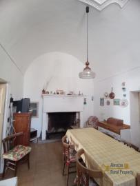 11-Historic-town-house-with-annex-ad-cellar-for-sale-Fresagrandinaria