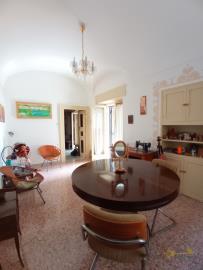 05-Character-three-bedroom-town-house-with-sea-view-for-sale-Italy-Monteodorisio