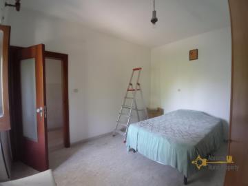 08-Very-large--town-house-for-sale-Italy-Montefalcone-nel-Sannio