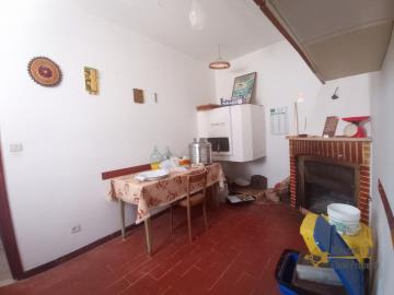 10-Very-large--town-house-for-sale-Italy-Montefalcone-nel-Sannio