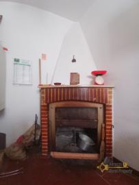11-Very-large--town-house-for-sale-Italy-Montefalcone-nel-Sannio