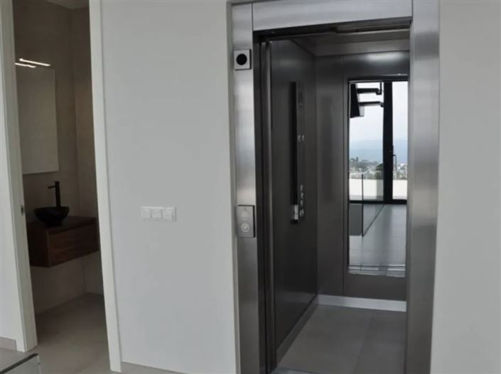 Image No.5-4 Bed Villa for sale