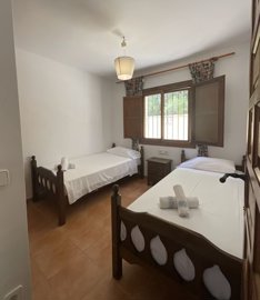 villa-in-calpe-15-large