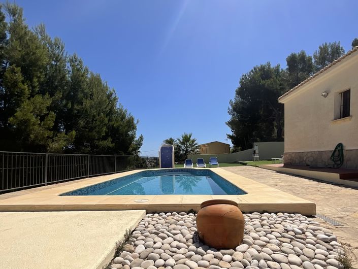 Image No.2-3 Bed Villa for sale