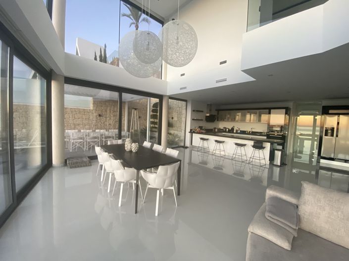 Image No.43-5 Bed Villa for sale