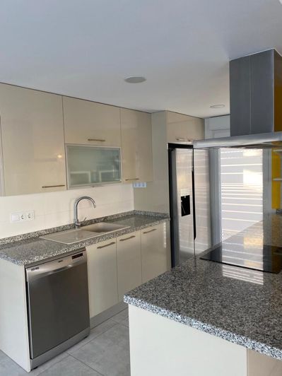 Image No.7-3 Bed Villa for sale