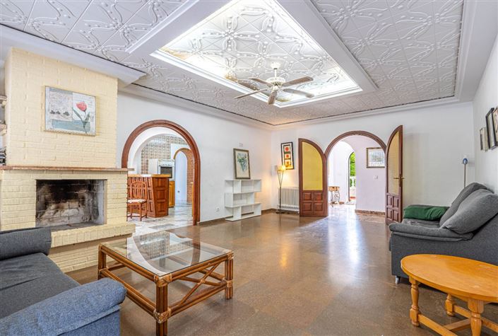 Image No.11-7 Bed Villa for sale