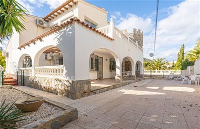 10844-villa-for-sale-in-calpe-12629462-large