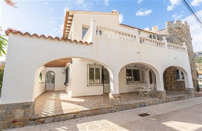 10844-villa-for-sale-in-calpe-12629463-large