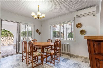 10844-villa-for-sale-in-calpe-12629467-large
