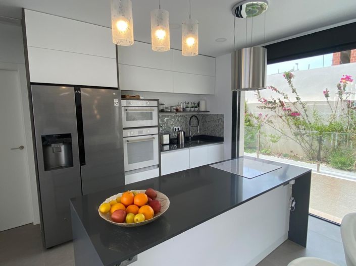 Image No.10-5 Bed Villa for sale