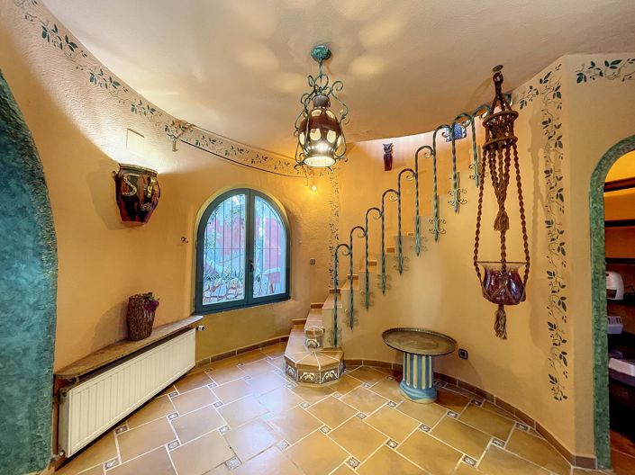 Image No.12-3 Bed Villa for sale